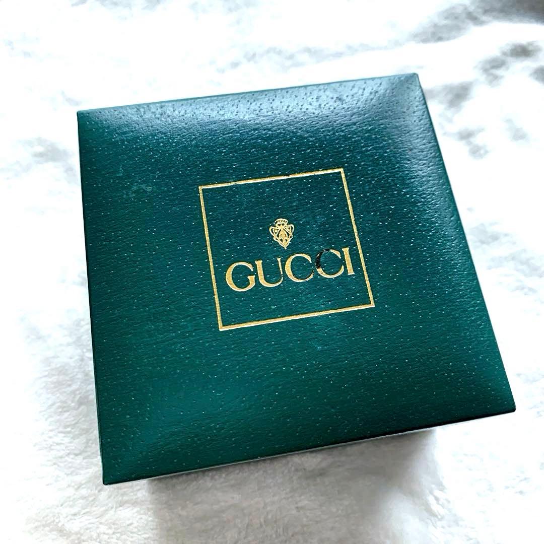 グッチ GUCCI 1500L レディース 腕時計 ゴールド×ブラック 箱付き