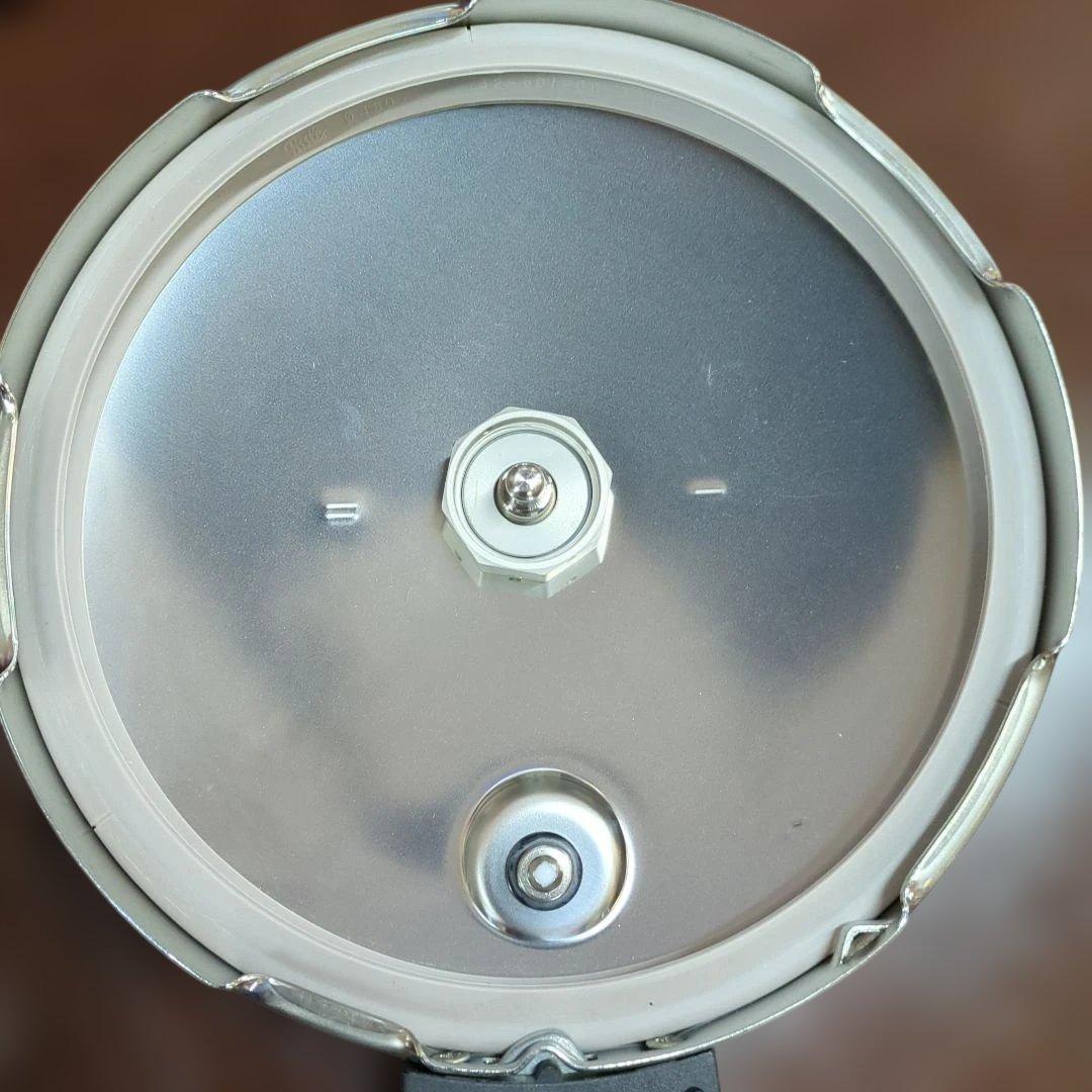 Fissler フィスラーロイヤル 2.5L圧力鍋 未使用長期保管 レシピブック