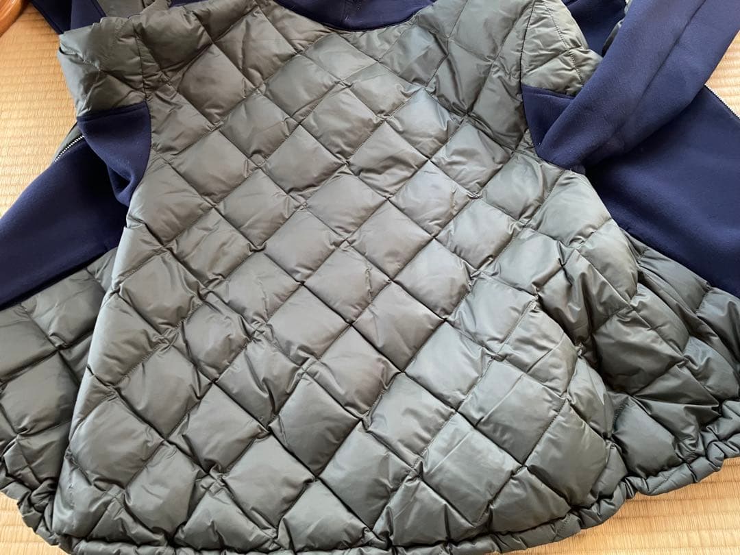 マルシャルテル　フード付きネイビー・カーキダウンジャケット