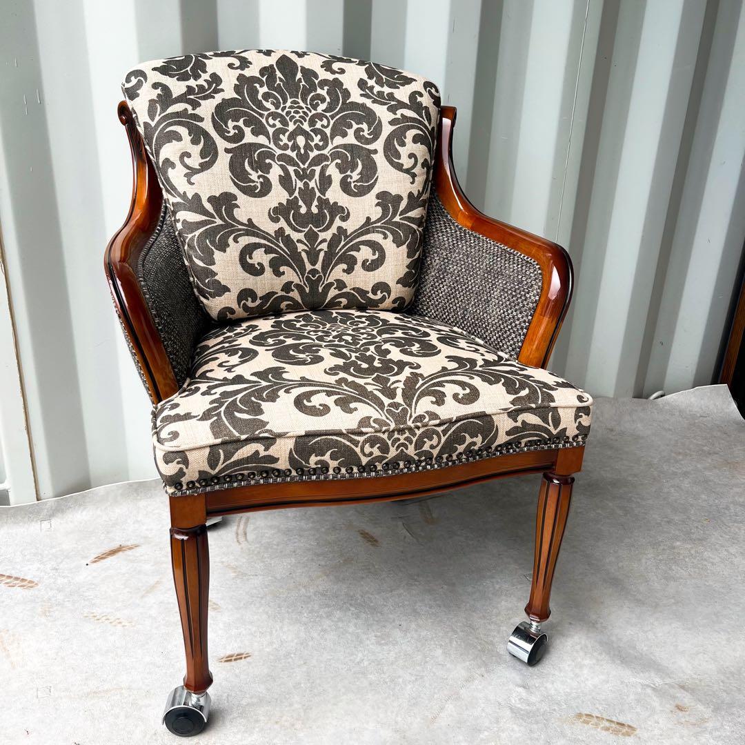 取付無料！マルニ木工 ブリタニア 英国風クラシック キャスター付きパーティチェア