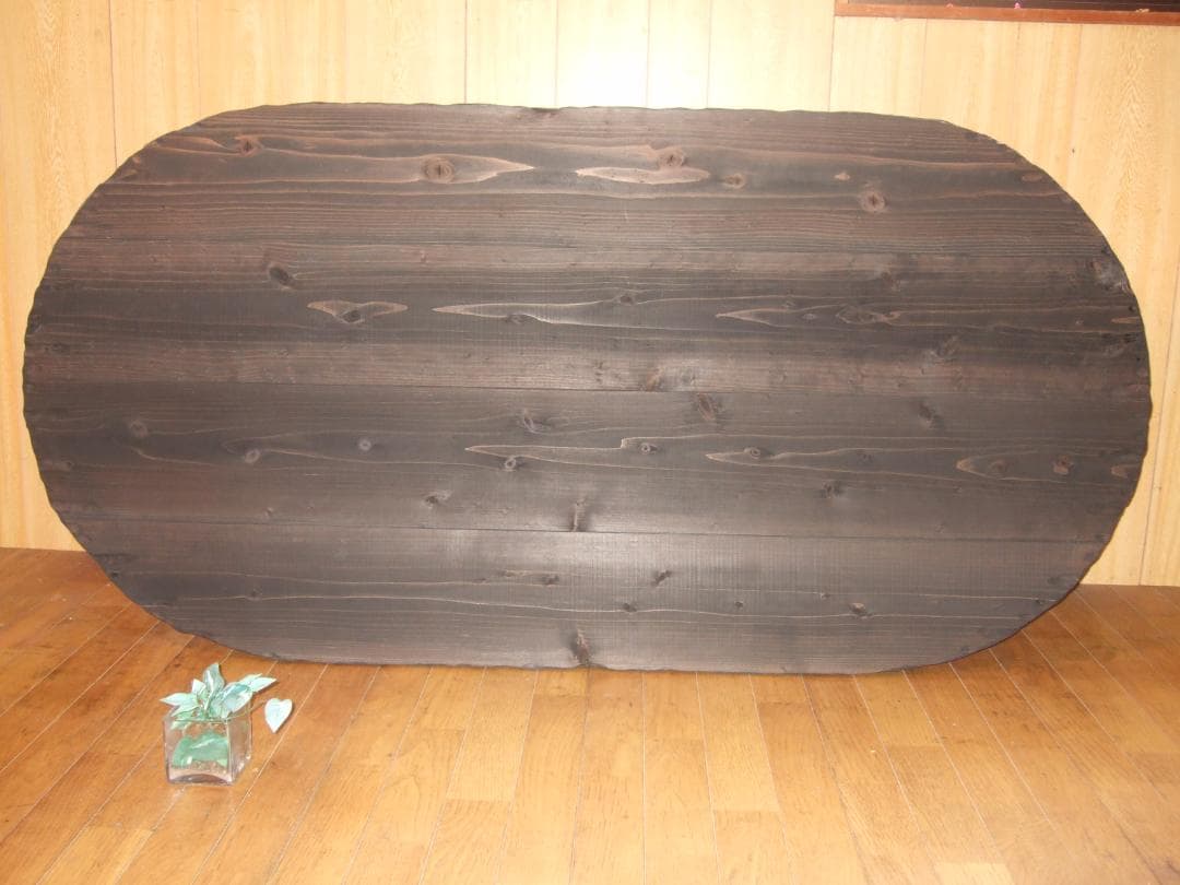 ●こだわり製作創りたて！大型でモダンな円卓テーブル・丸テーブル