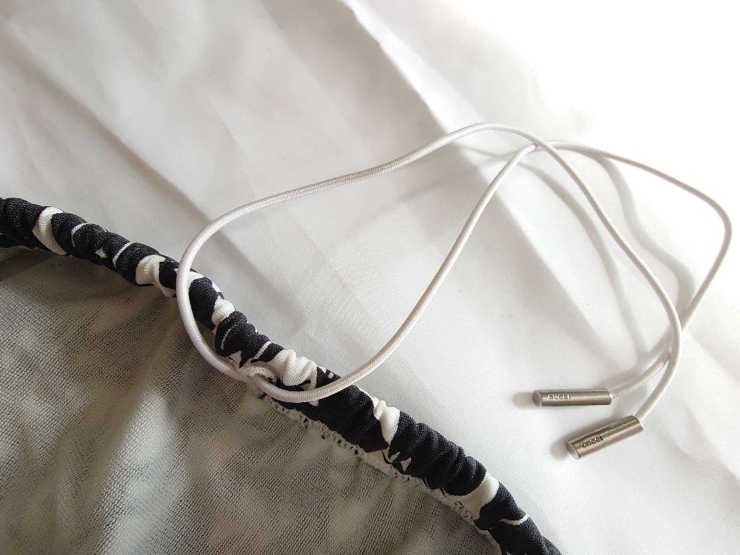 グッチ 新品未使用 水着 タグ、ビニール袋付き