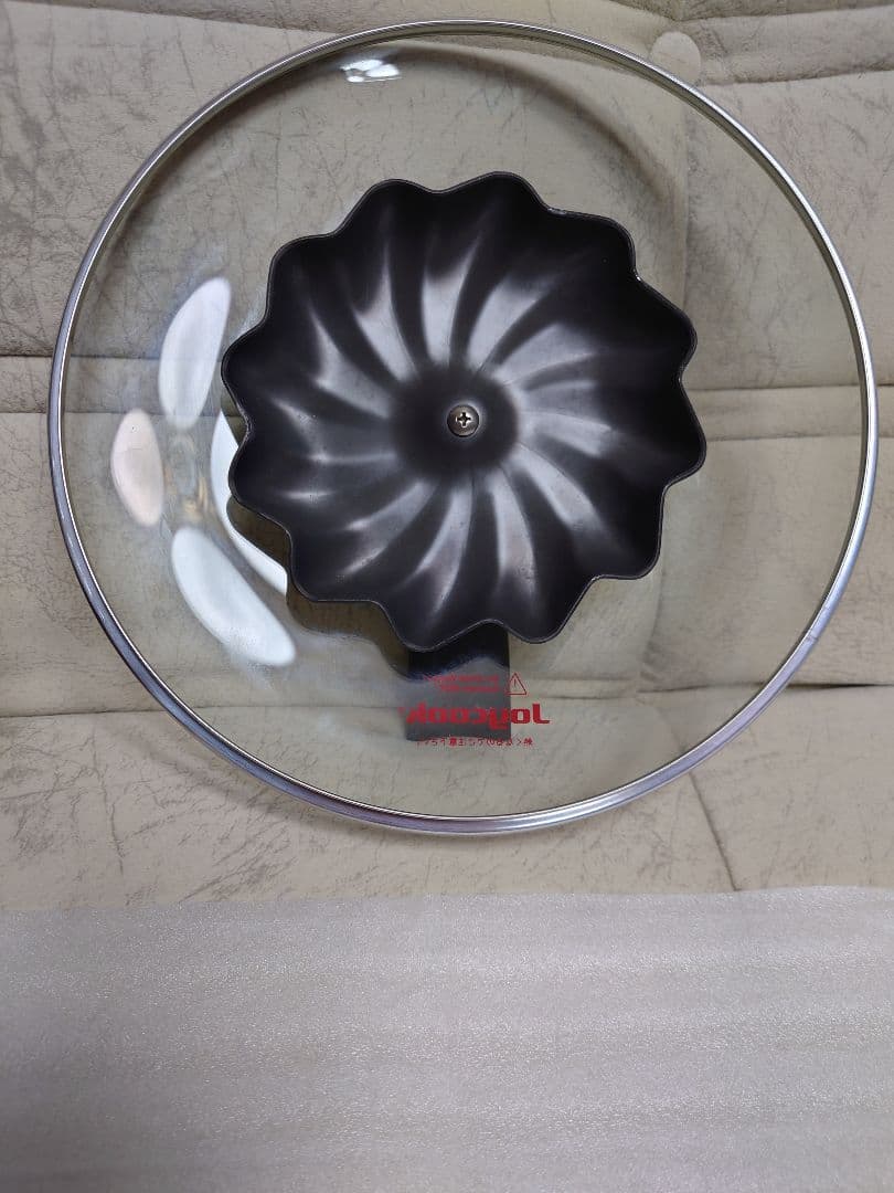 【新品・未使用品】 ヘルシーオーブン鍋 「ジョイクック　ヘラ」