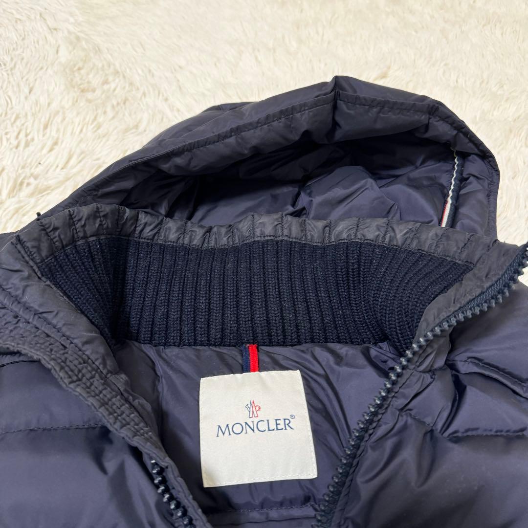 MONCLER ダウンベスト　ネイビー　サイズ0 フードあり