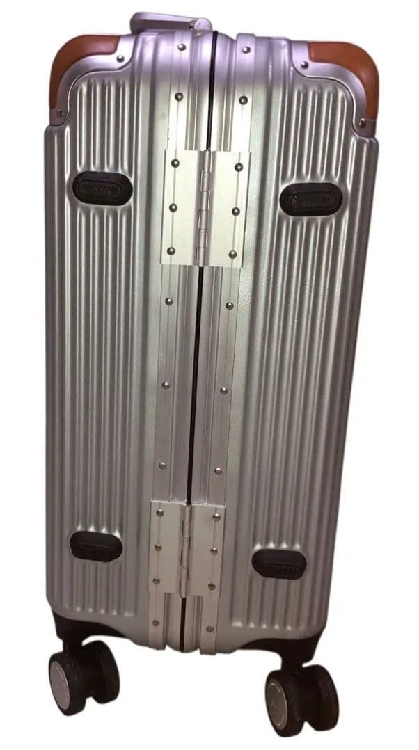 れいちぇる様ご予約商品 スイスミリタリー プレミアム SM-C620N