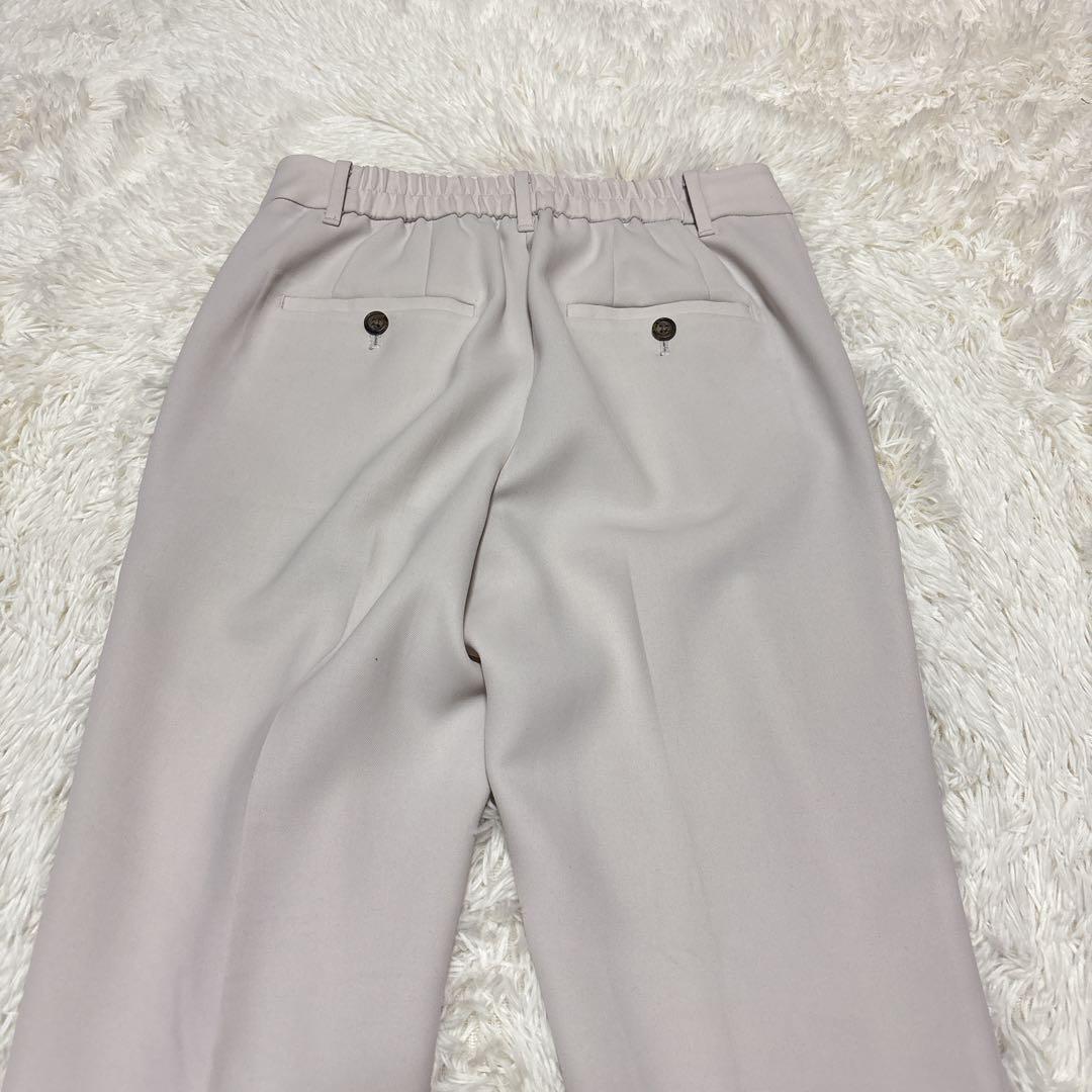 PLST　プラステ　セットアップ　ノーカラー　ボタンレス　ベージュ　Mサイズ