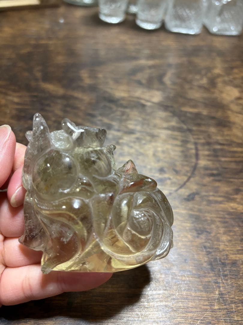 九尾のキツネ　カービング　シトリン　花