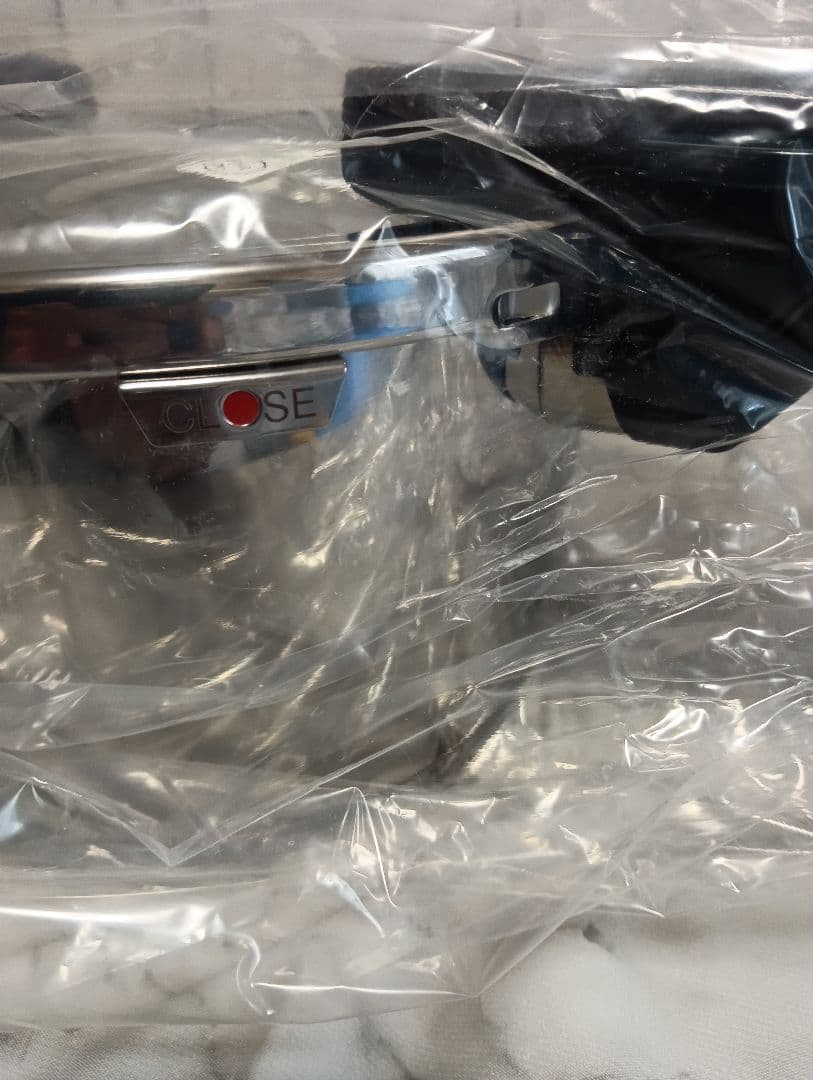 ☆新品未使用☆Fissler Vitaquick 4.5L 圧力鍋 　最終値下げ