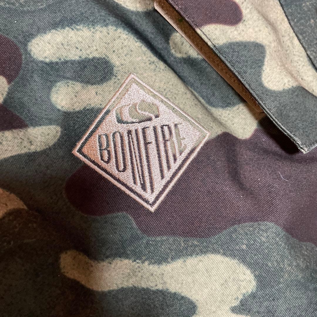 ボンファイア　迷彩 スノーボードウェア 男性用