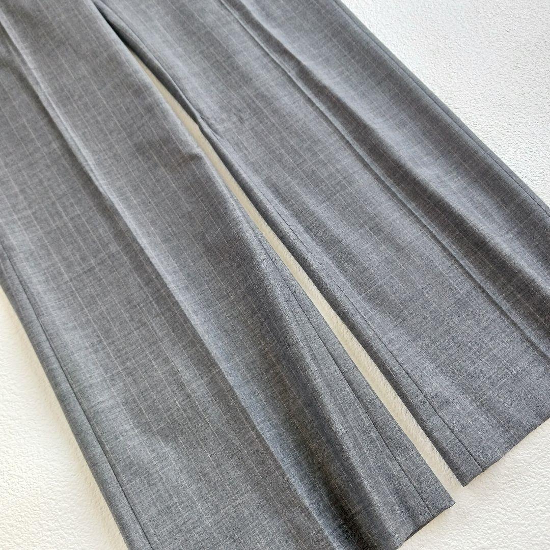 極美品♬セオリーリュクス　パンツスーツ　グレー　小さいサイズ34～36　ビジネス