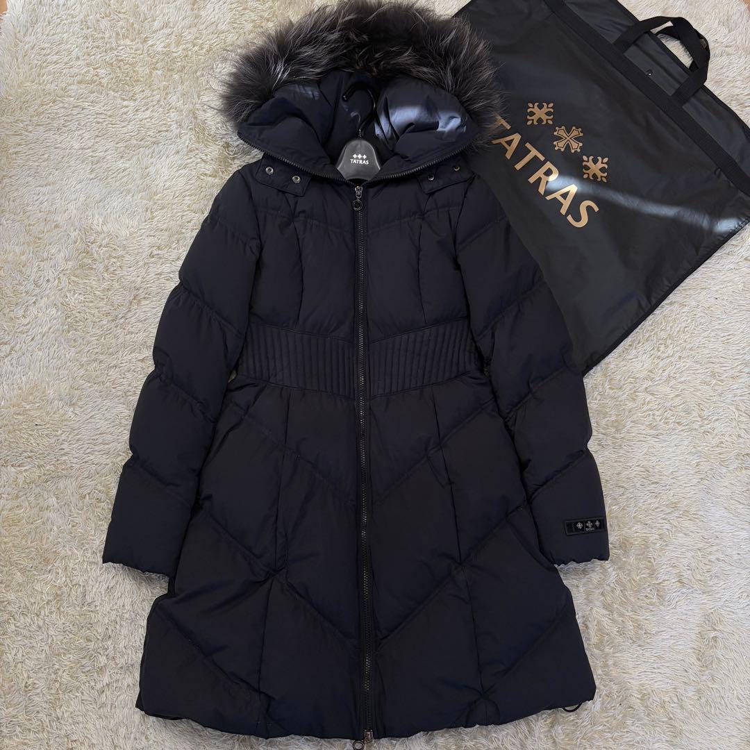 m*☆様 TATRASタトラス　エストネーション別注　Aラインダウンコート　リア