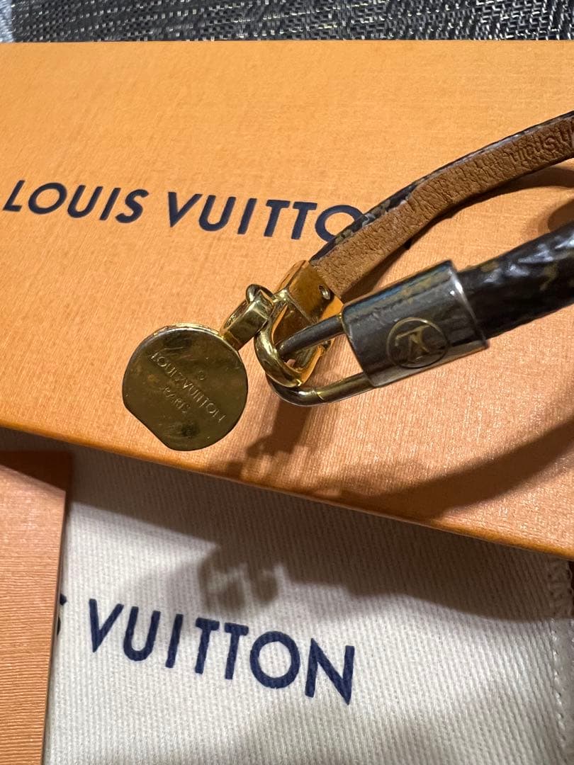さ*ら様 LOUISVUITTON ブラスレ LV トリビュート ブレスレット