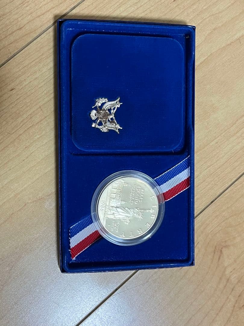 1986年自由の女神 　リバティ1ドル銀貨