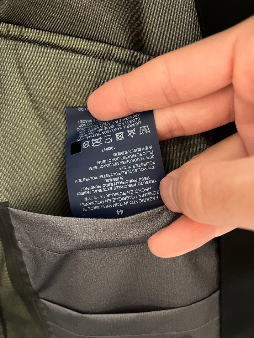 定価10万以上！ヘルノ　ステンカラーコート