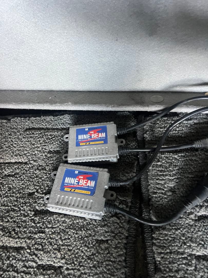 ￼プリウス￼30系ヘッドライト