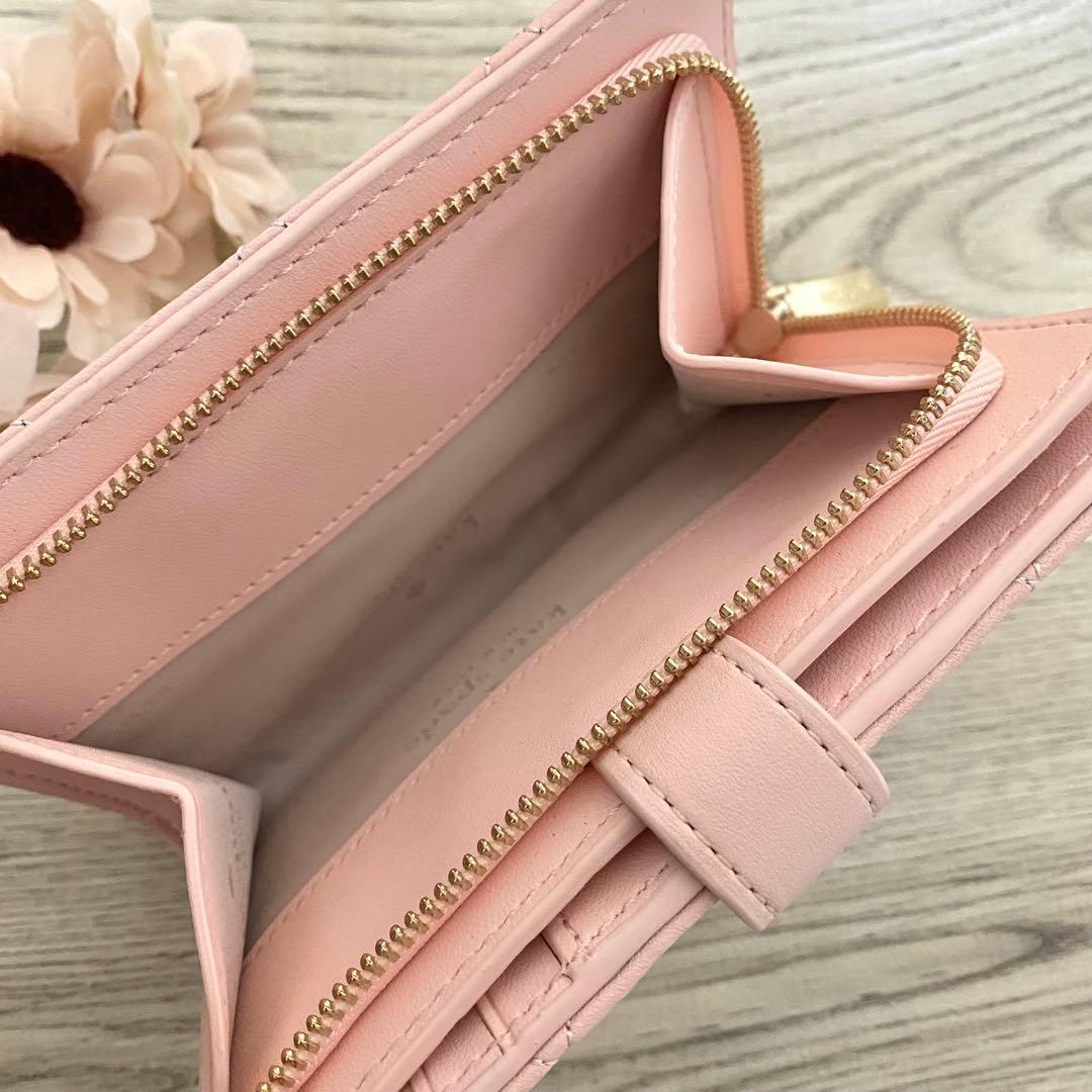 新品未使用☆kate spade 折り財布　ピンク　キルティング　二つ折り財布