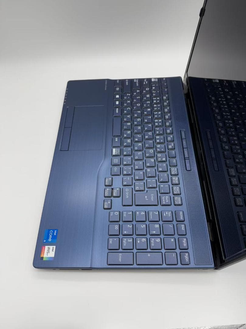 超超美品 富士通 第十一世代 新品SSD+HDD Office2021