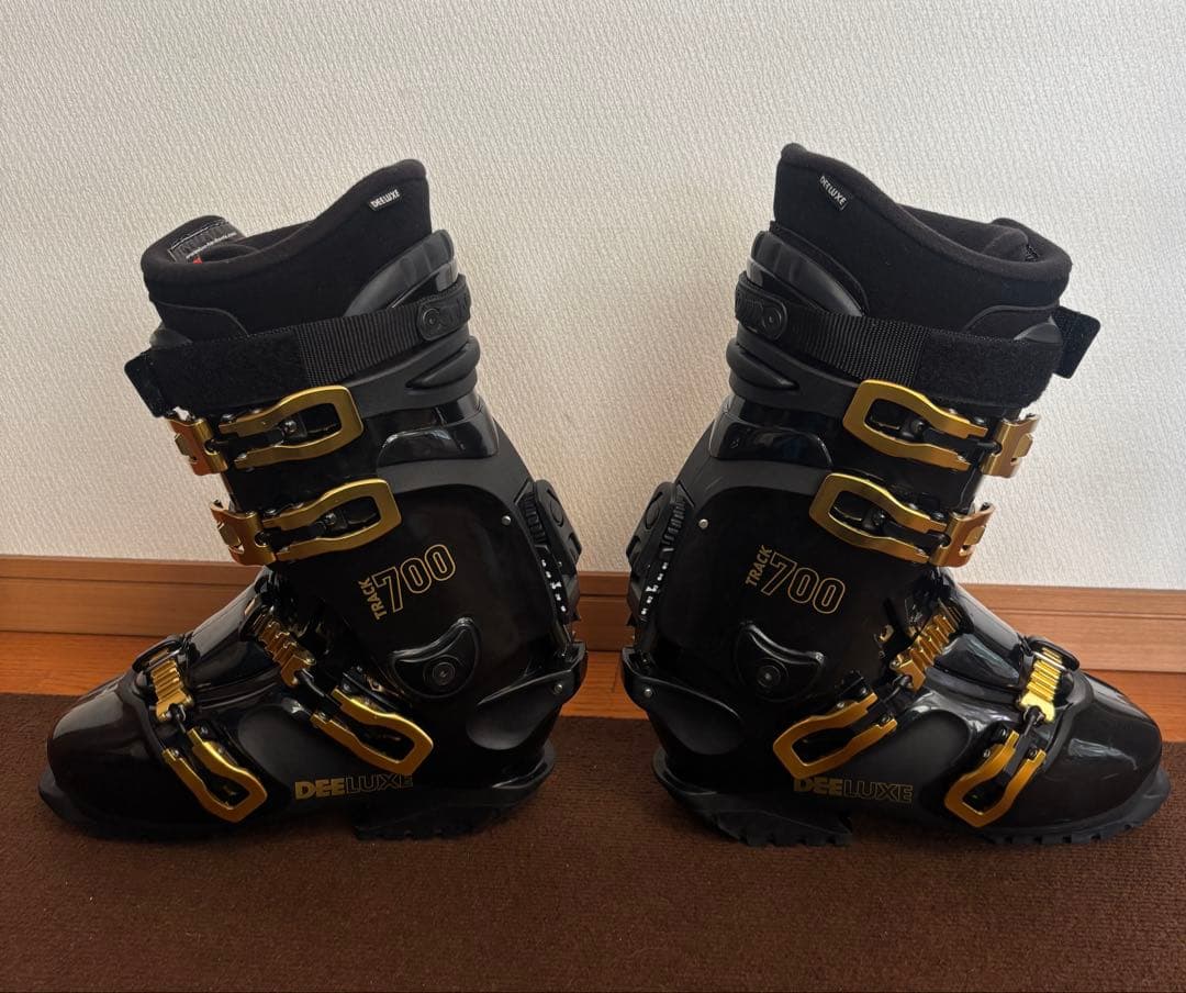 スノーボード DEELUXE TRACK 700T