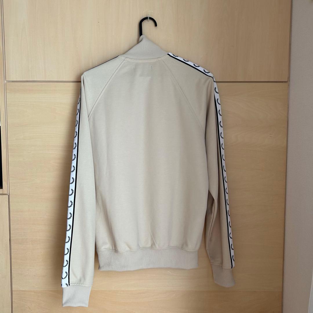 Taped Track Jacket／フレッドペリートラックジャケット完売カラ－