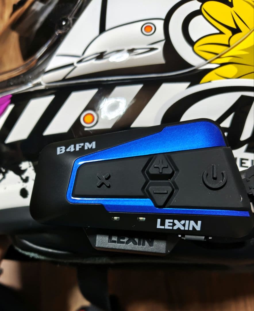 アライ　フルフェイスヘルメット　クァンタムJブロッサム M 　インカム付き