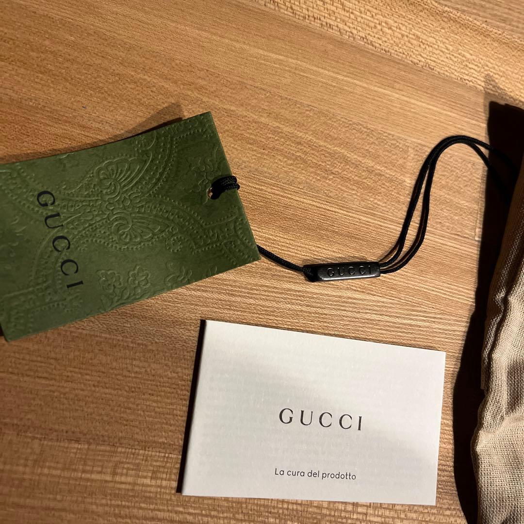 美品　GUCCI グッチ　二つ折り財布