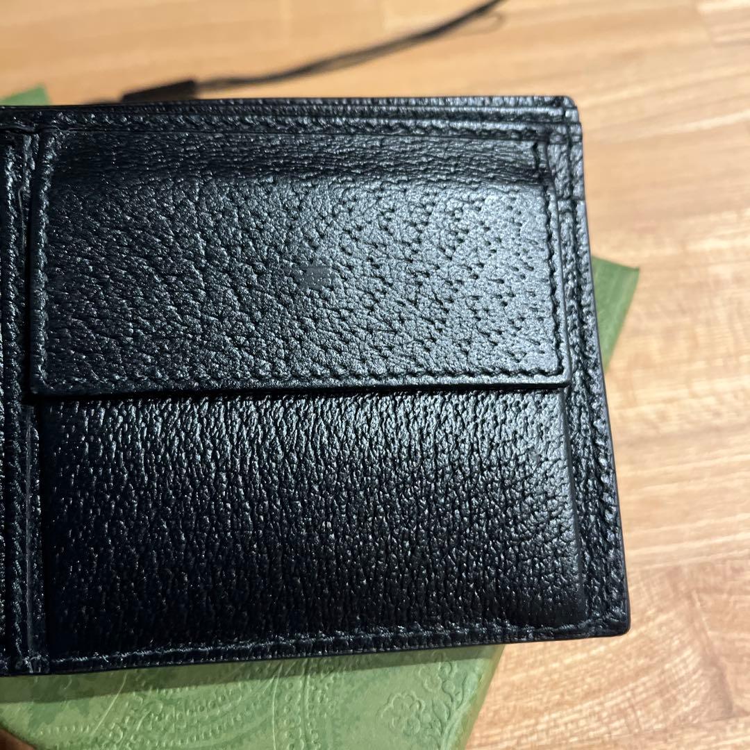 美品　GUCCI グッチ　二つ折り財布