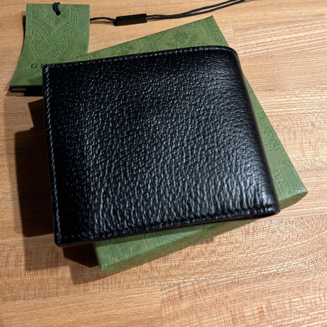 美品　GUCCI グッチ　二つ折り財布
