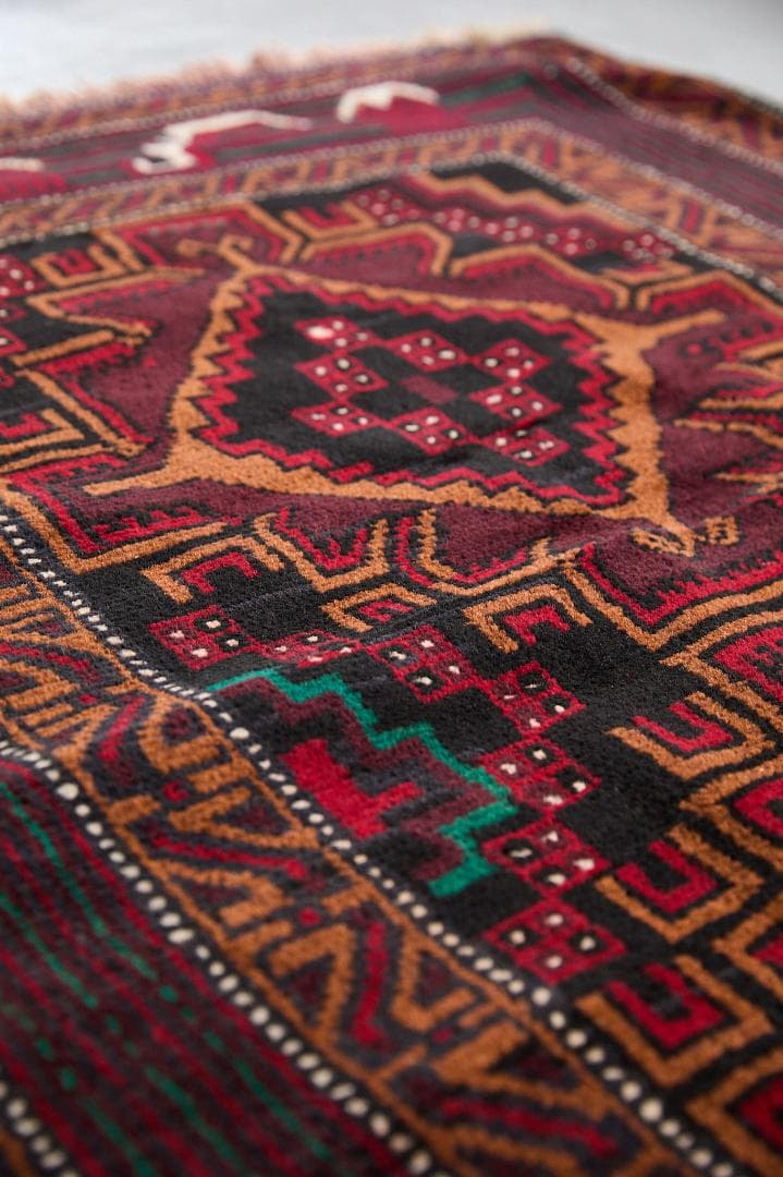 ヴィンテージラグ　トライバルラグ　バルーチ族（149×90cm）黒　紺　茶　緑