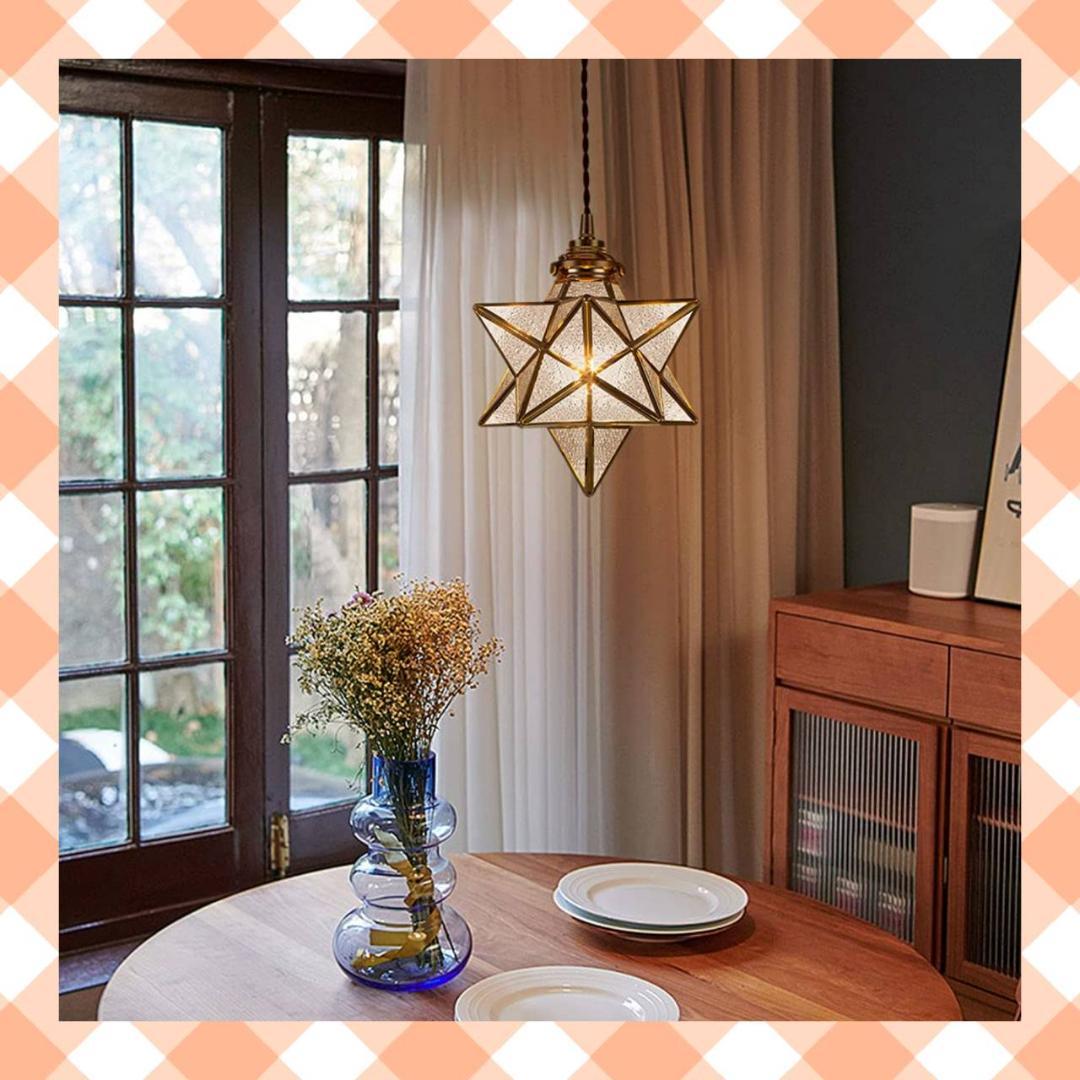 真鍮とガラスの組み合わせが美しいペンダントライト