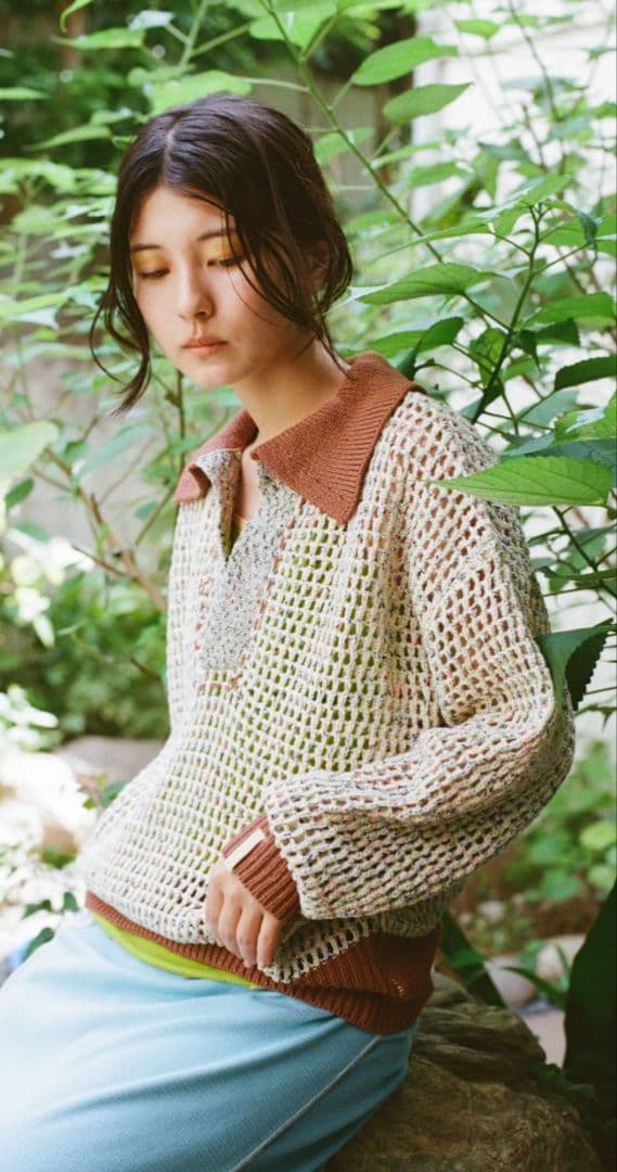 玉砂利のスキッパーニット