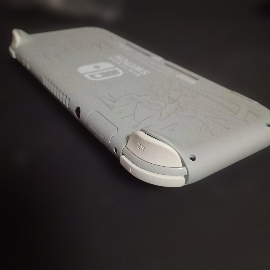 Nintendo Switch Lite ポケモン版 どうぶつの森同梱