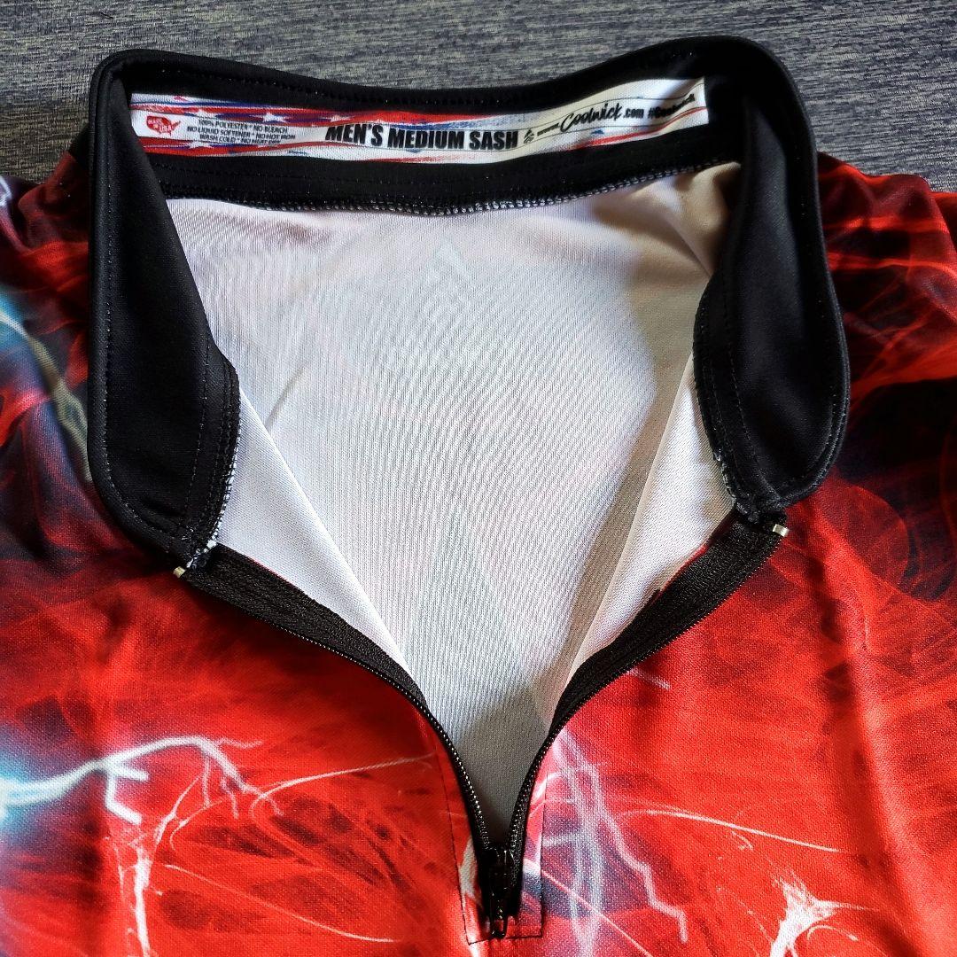 【日本未発売】ブランズウィック 日本サイズL相当　レッド　ボウリングウェア