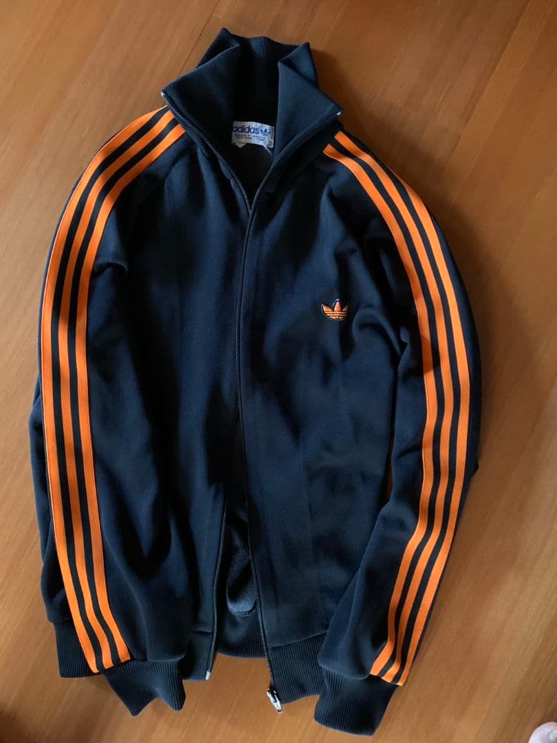 アディダス adidasトラックジャケットy2kヴィンテージジャージ古着小松菜奈