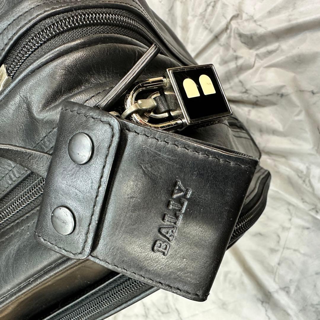 ✨美品✨BALLY レザー 鍵付 キャリーバッグ ケース トレスポ 機内持ち込み