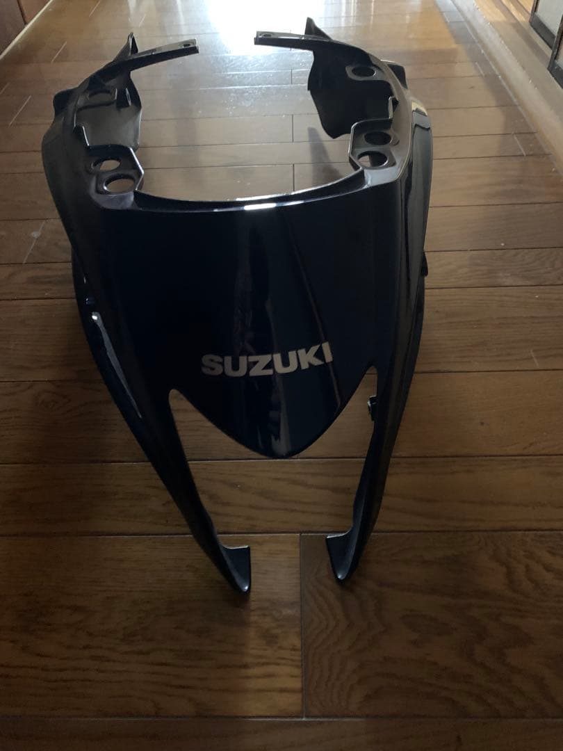 SUZUKI 隼　08年モデル　ダークブルー カウル一式