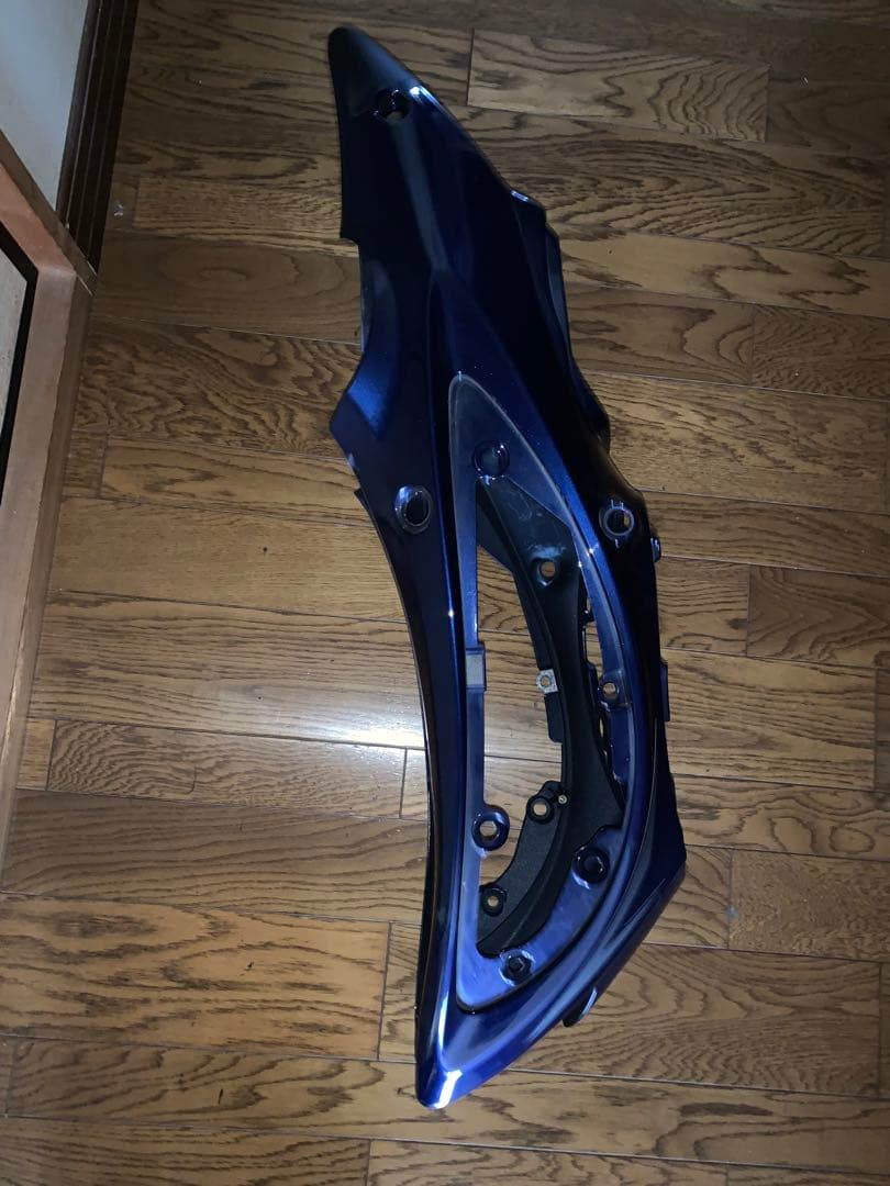 SUZUKI 隼　08年モデル　ダークブルー カウル一式