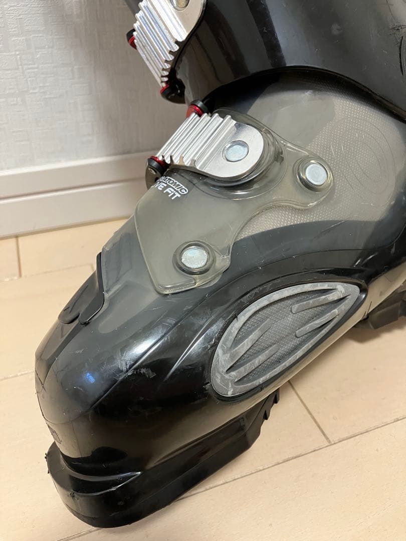 ATOMIC LIVEFIT 50 アトミック　26.0cm スキーブーツ