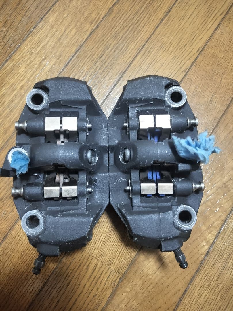 N*o様 Tokico ブレーキキャリパー 黒