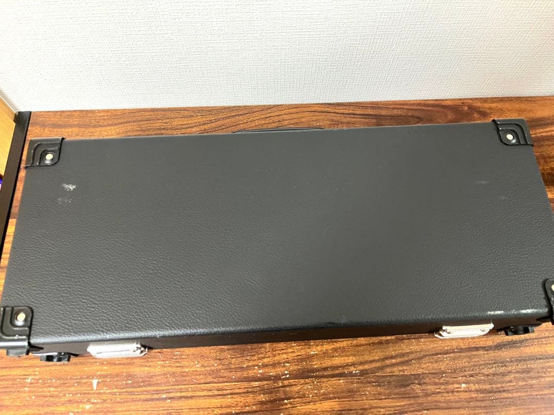 【美品】包丁用アタッシュケース（6本収納・鍵なし）と和包丁3本セット