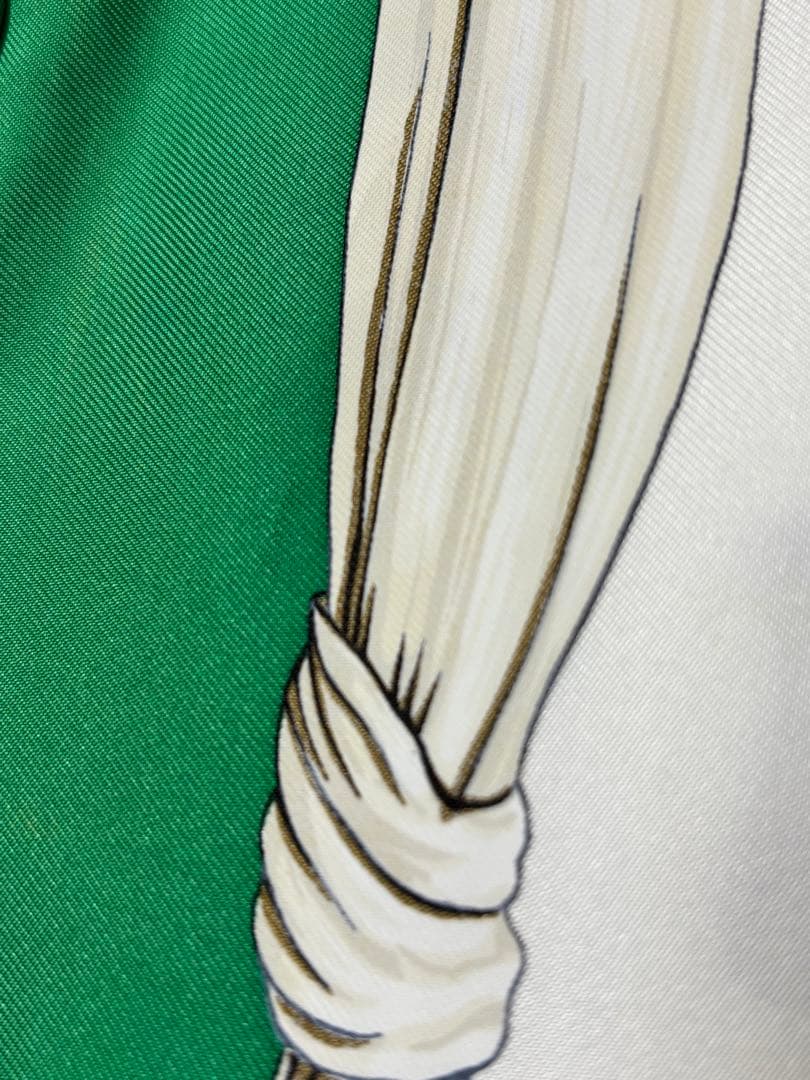 HERMES エルメス　グリーン　スカーフ ETRIERS カレ90