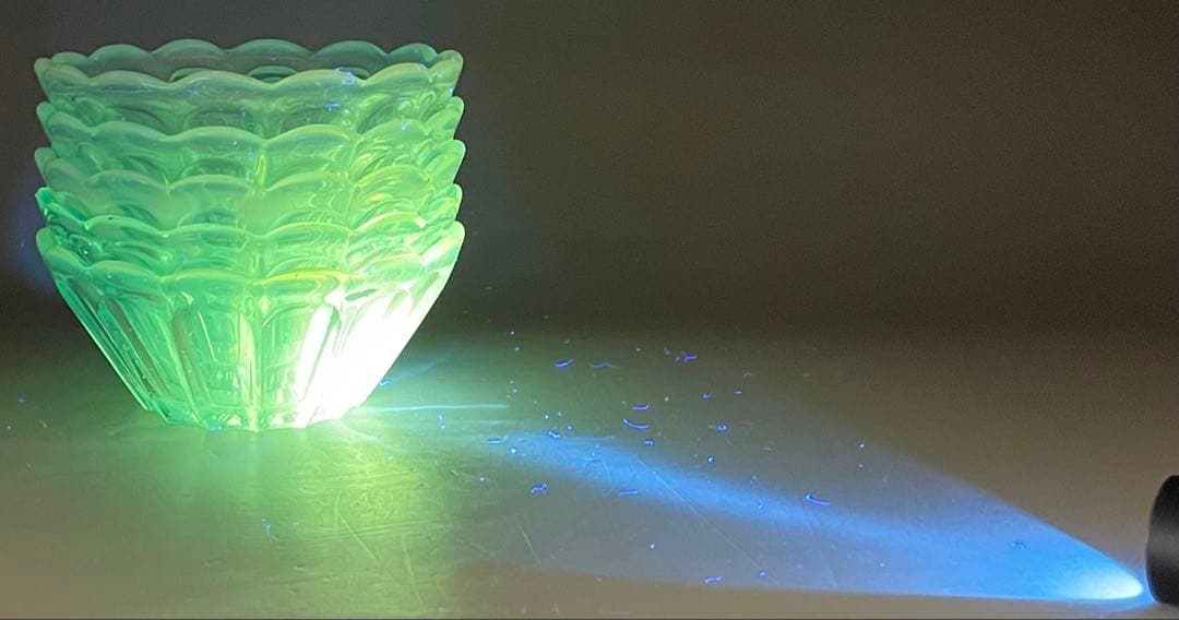 ウランガラス　氷コップ　アイス皿　かき氷　5客　　　　　v429