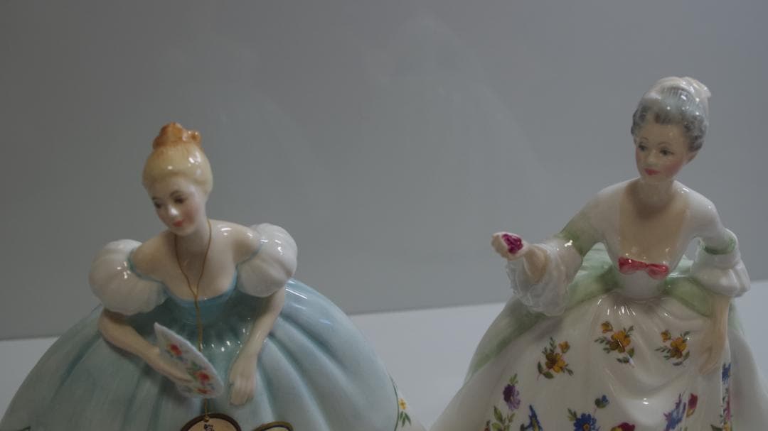 A3943   陶器人形 DIANA 高さ:約20cm