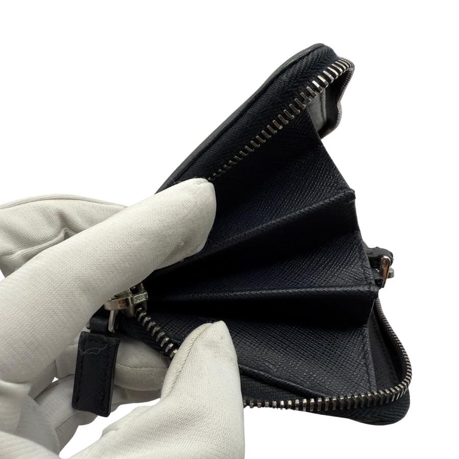 りゅうちゃん 専用　PRADA プラダ 長財布 ラウンドジップ サフィアーノ