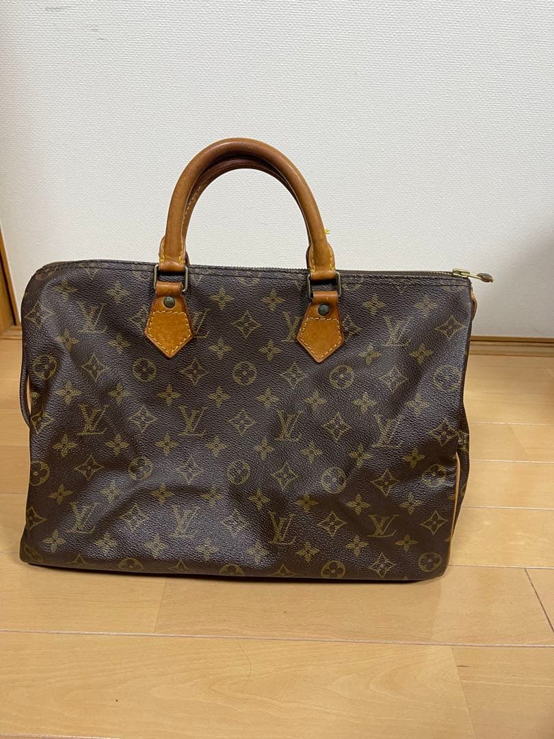 Louis Vuitton モノグラム ボストンバッグ中古品です。