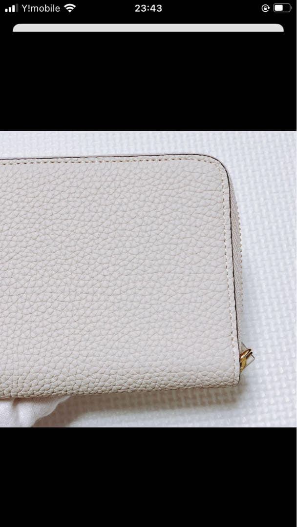 未使用BONAVENTURAジップウォレット　シュリンクレザー折り財布　ホワイト