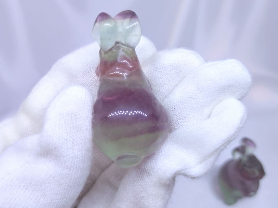 キャンディー フローライト うさぎ　セット　カービング　彫り物　双子　ペア　蛍石