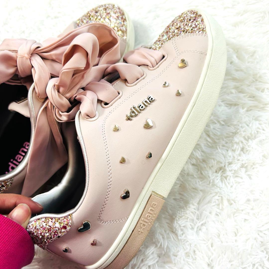 らり プラスダイアナ　バレンタインスニーカー