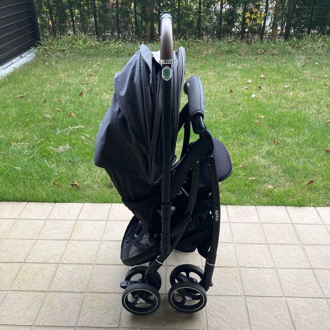 【美品】Aprica アップリカ ラクーナクッション AE ベビーカー グレー