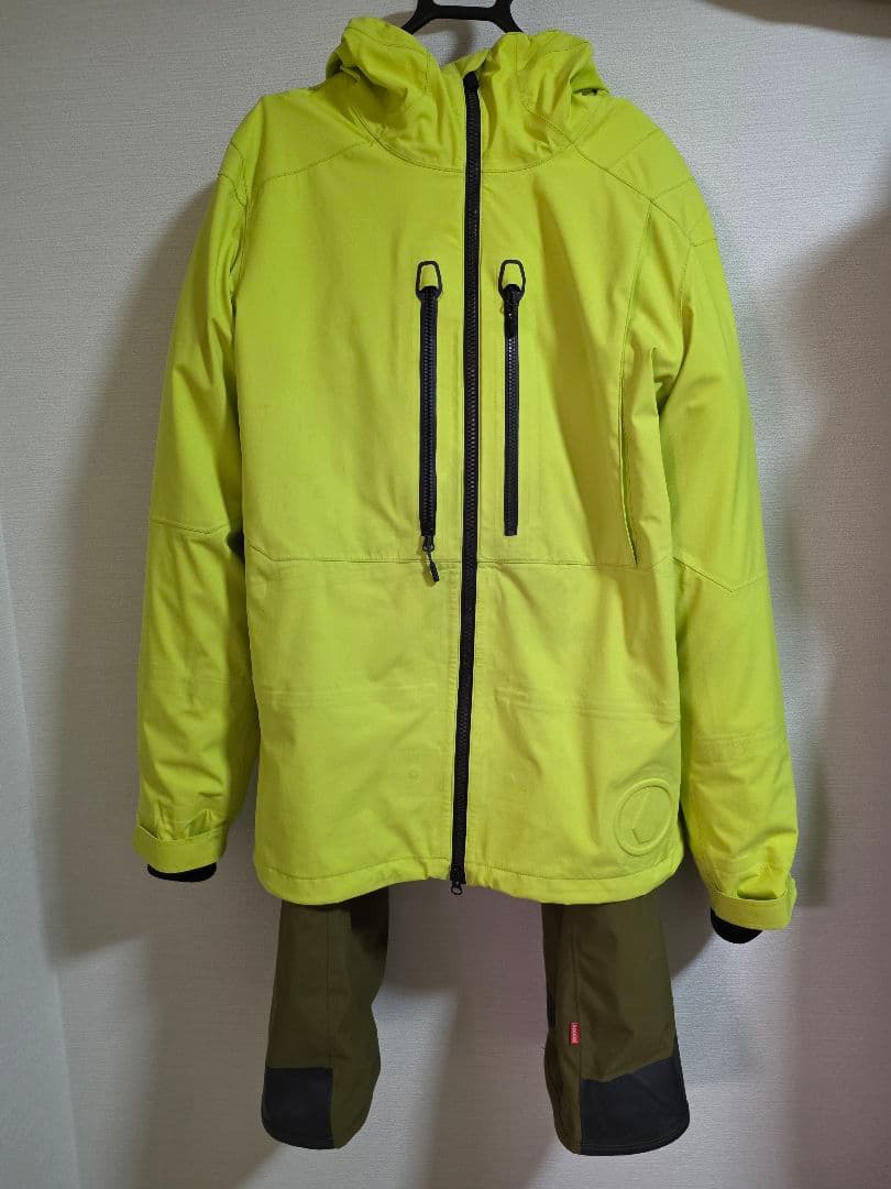 Volcom スノーボードウェア GORE-TEX RECCO搭載 上下セット