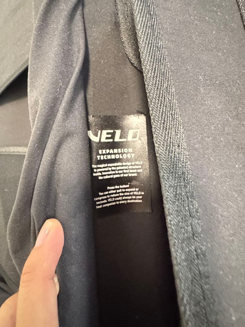 【最終】VELO ヴェーロ　伸縮型　スーツケース　三段階サイズ可変式